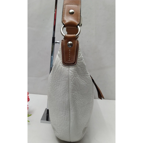 Coach White Pebbled Leather Zipper Closure Hobo Shoulder Bag - Picture 5 of 16